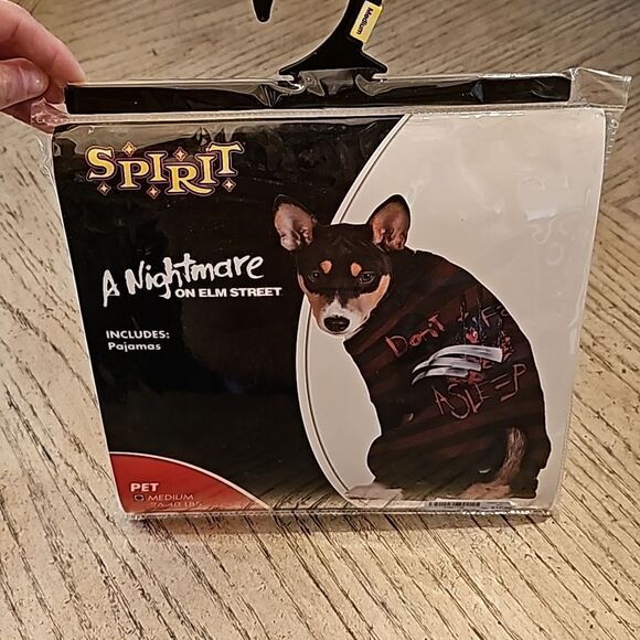 Nightmare on elm Street dog sweater size M NWT - Picture 5 of 5